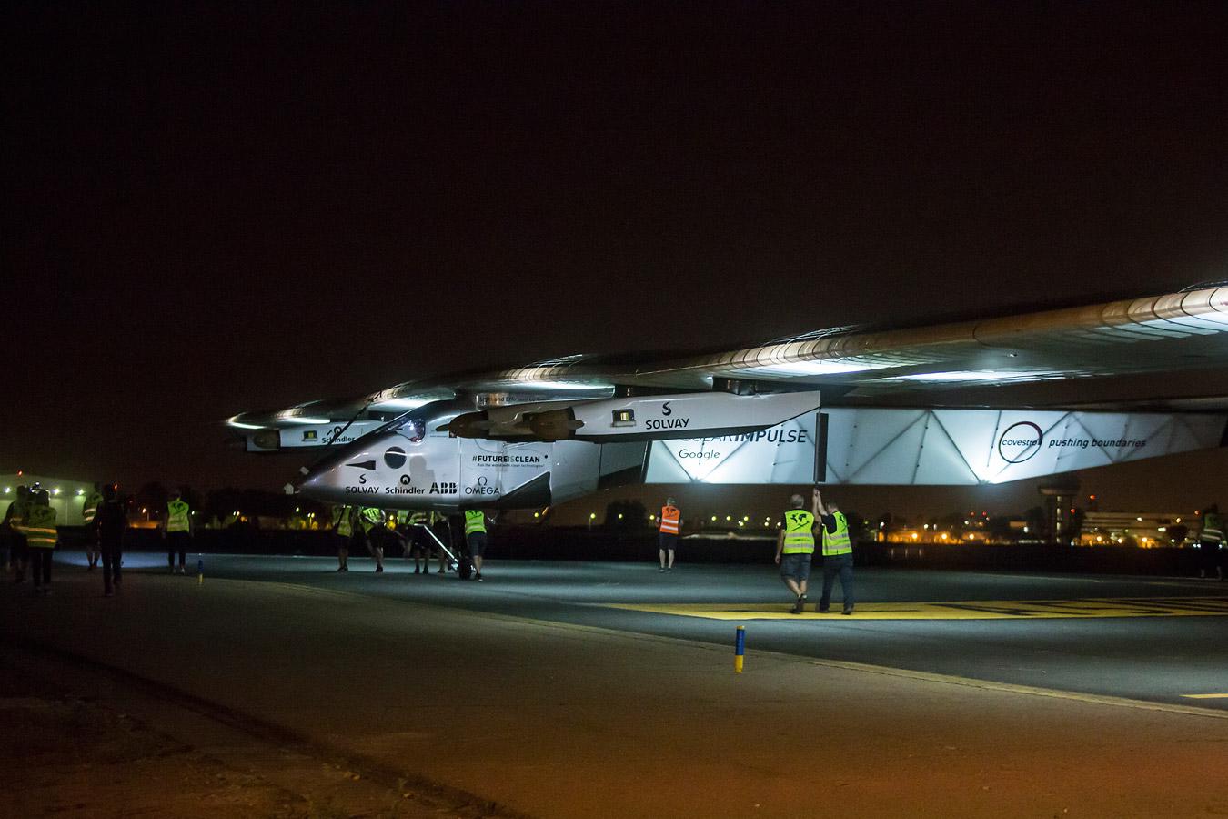 Así ha sido el despegue del Solar Impulse II del aeropuerto de Sevilla