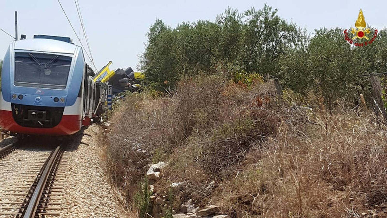 El accidente ha tenido lugar en una línea de vía única en una zona deshabitada. 