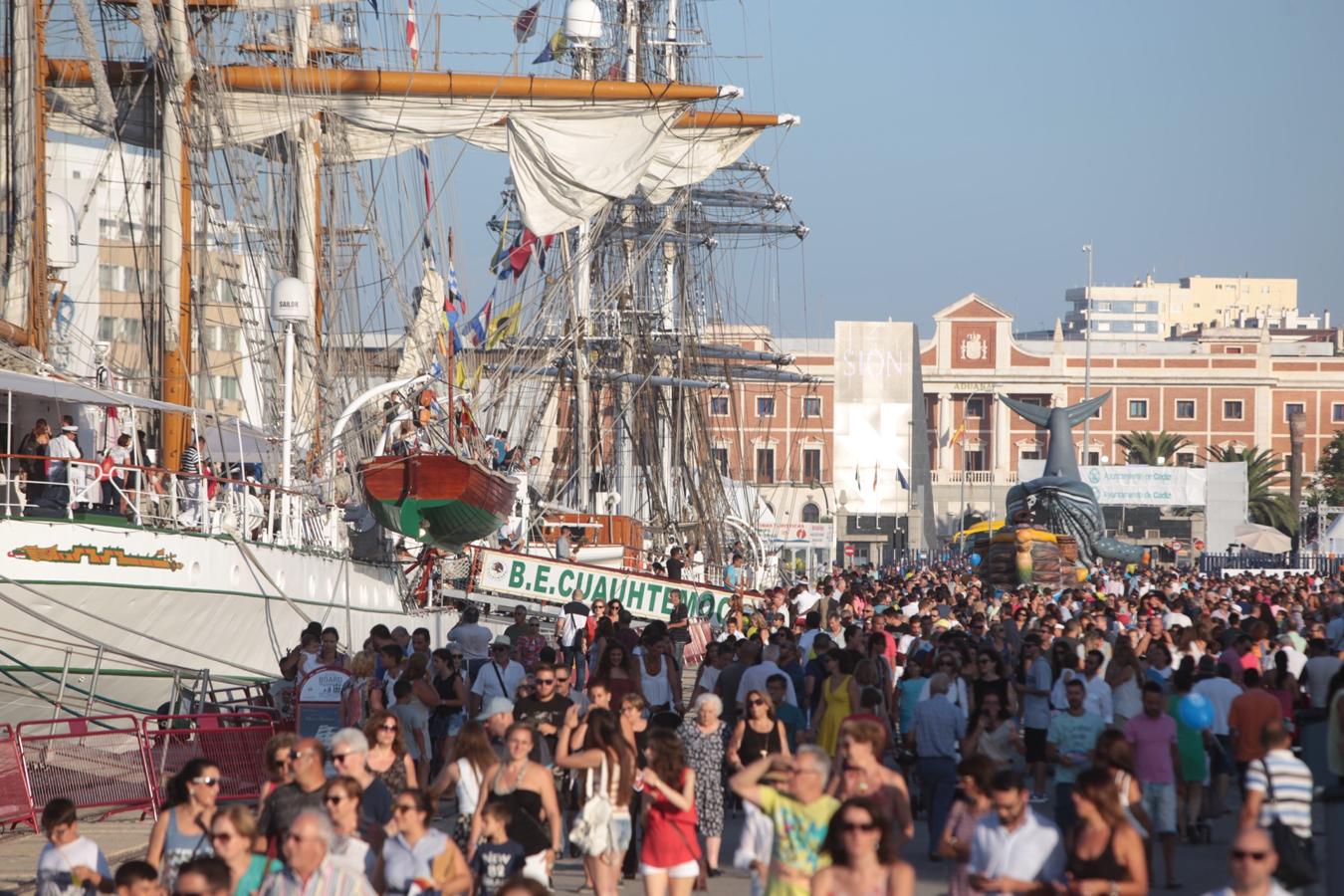 La Regata de Grandes Veleros en el Puerto de Cádiz (II)