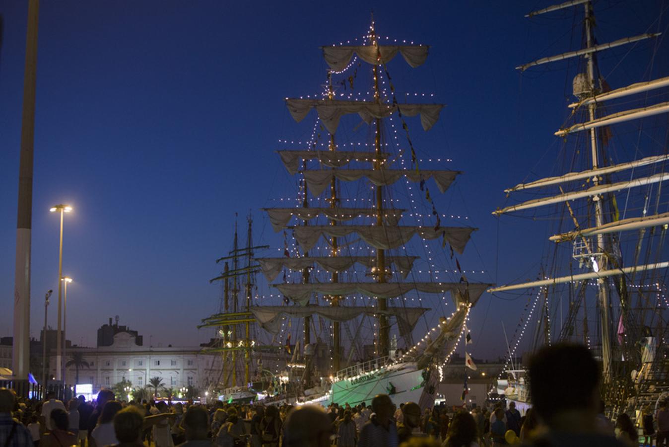 La Regata de Grandes Veleros en el Puerto de Cádiz (II)