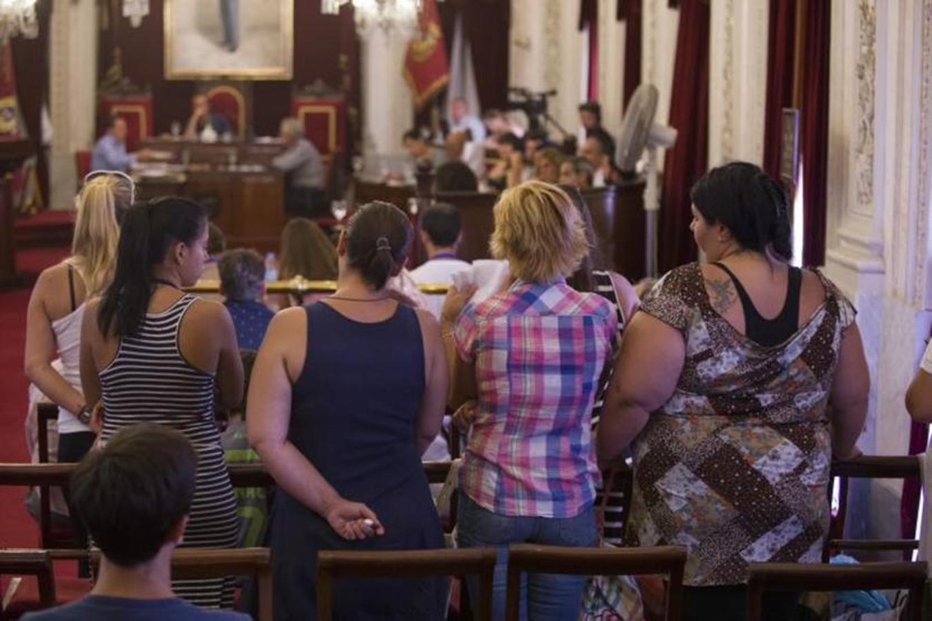 Así ha sido el Pleno en el Ayuntamiento de Cádiz