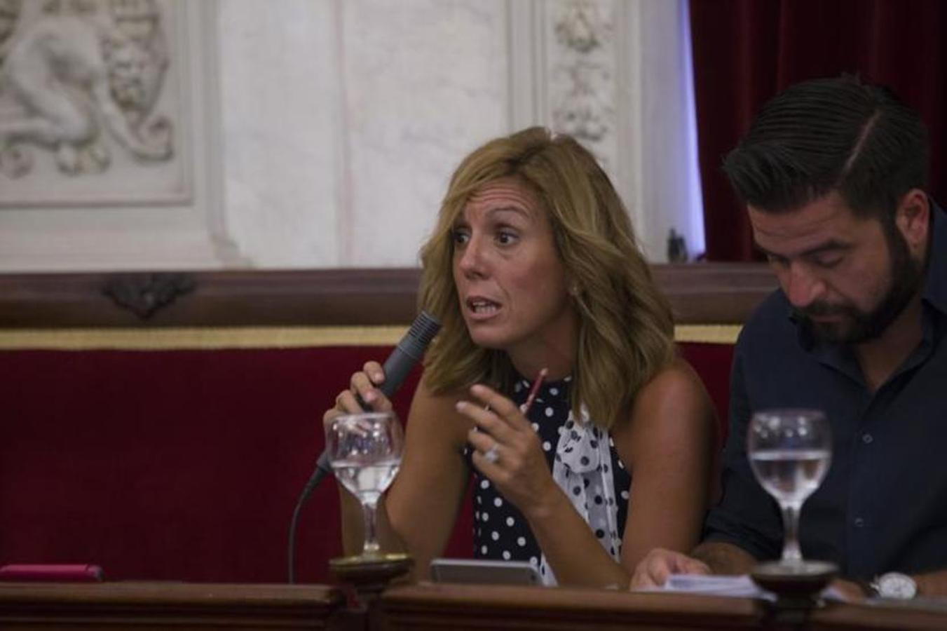 Así ha sido el Pleno en el Ayuntamiento de Cádiz