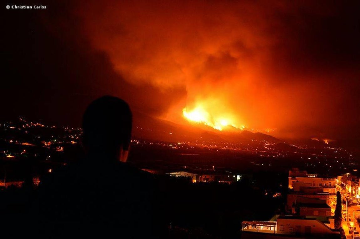 En imágenes: el incendio de La Palma, lleno de trampas, ha quemado ya 1.000 hectáreas