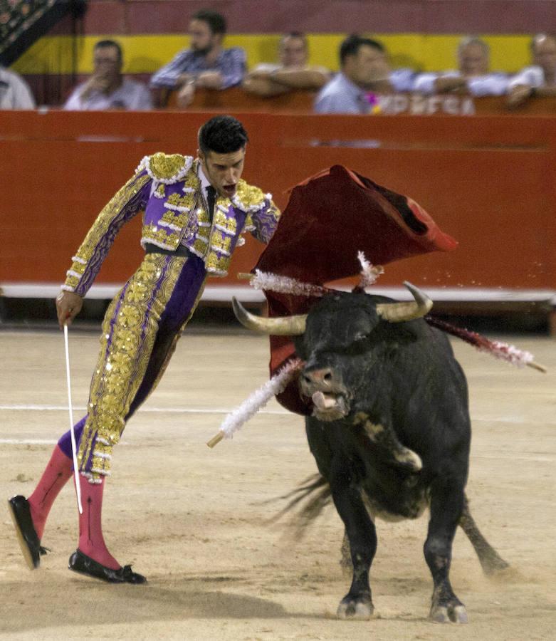 Las mejores imágenes de la ¿última? corrida de toros en Palma de Mallorca. El matador Alejandro Talavante se llevó dos orejas en una gran tarde