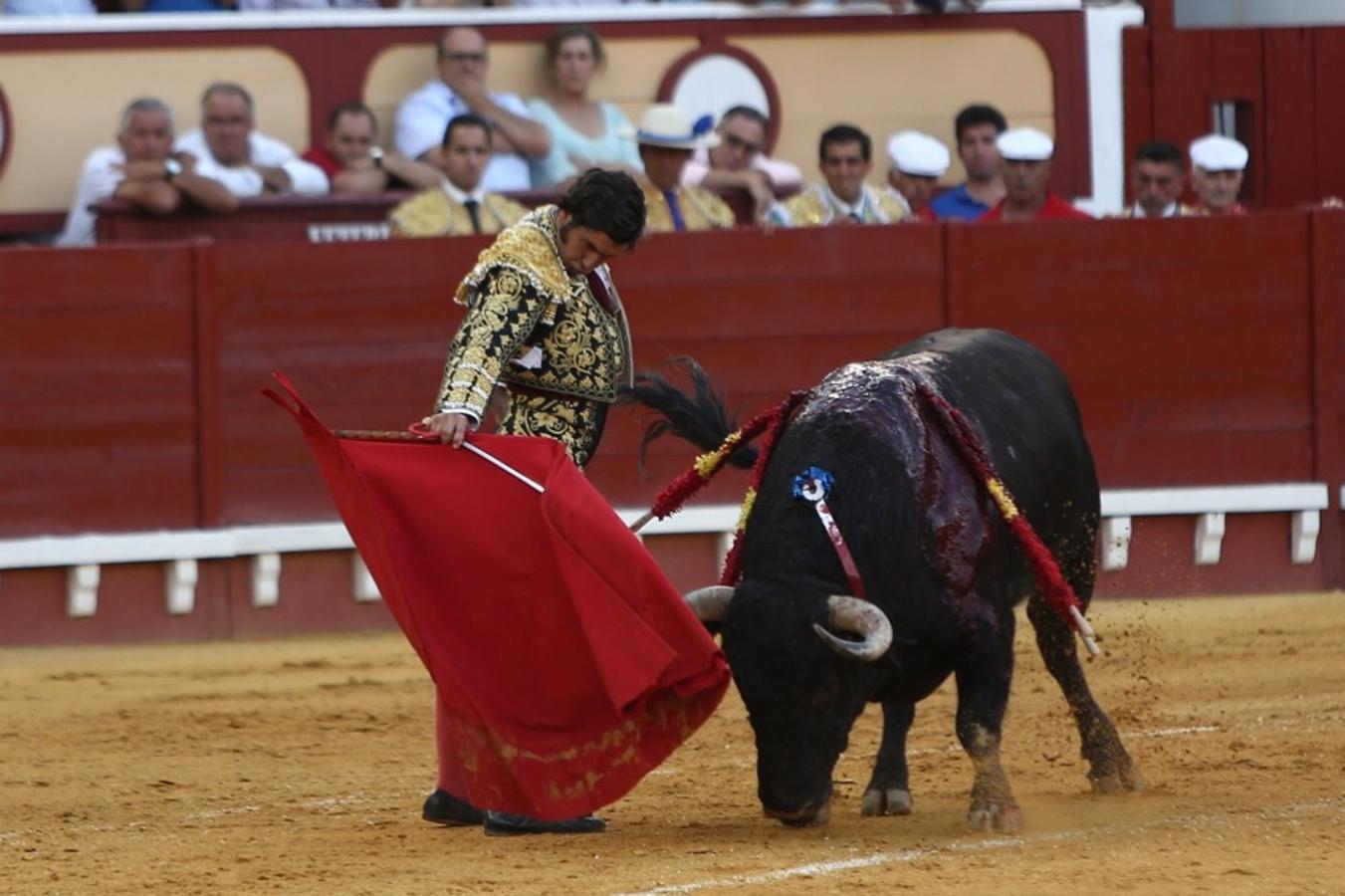 Morante, Castella y Borja Jiménez sellan una tarde de arte en El Puerto