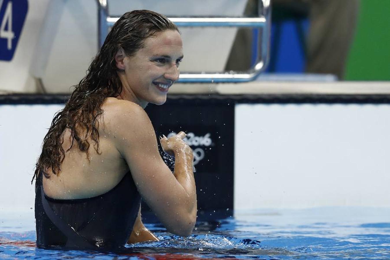 La húngara Katinka Hosszu pulverizó el record olímpico de natación de 400m individual femenino. 