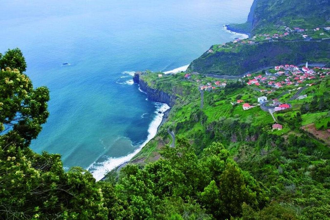 Imagen aérea de Madeira, «La Perla del Atlántico»