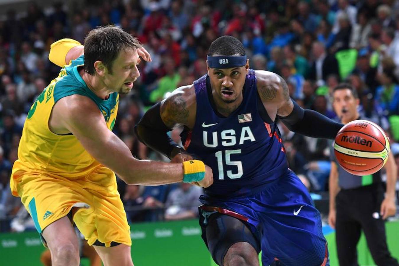 El susto australiano de EE.UU.. Por momentos el equipo estadounidense de baloncesto ha temido su derrota ante Australia. Durante todos los cuartos EE.UU. ha llevado un tensísimo tira y afloja con una Australia desbordante. Han conseguido ganar, pero el susto ya no se lo quita nadie