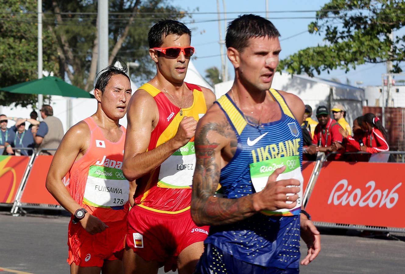 Atletismo. El campeón del mundo y de Europa de los 20 kilómetros, Miguel Ángel López, no pudo conseguir el ansiado metal