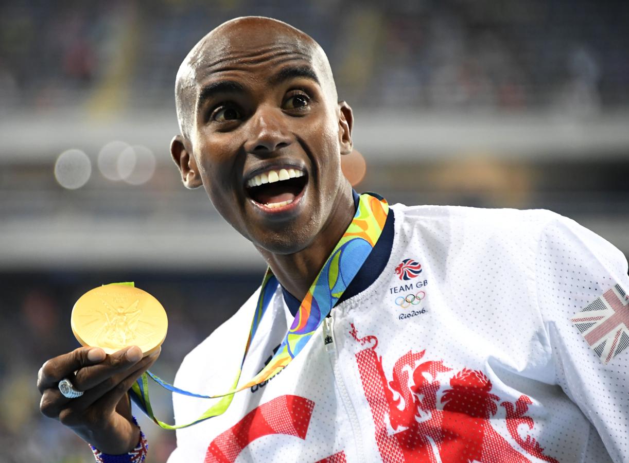 Atletismo. El británico Mo Farah ha conseguido hoy el metal dorado tras ganar la prueba de 10.000 metros, a pesar de haberse caído durante la mitad de la prueba