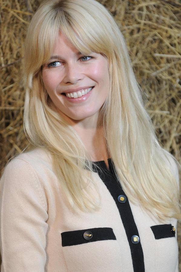 Claudia Schiffer destaca por su «look» informal en el día a día. Es guapa, viste bien, pero no es nada excéntrica. 