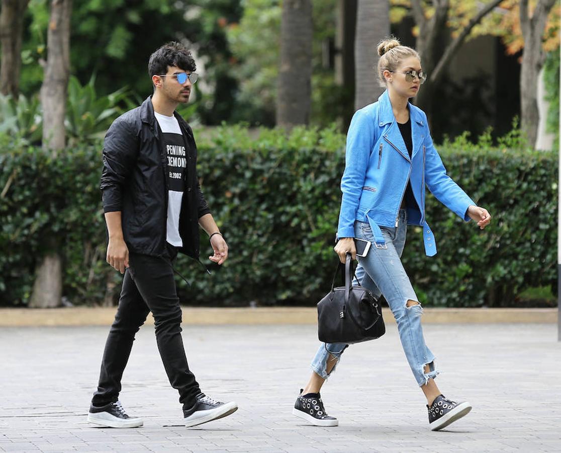 La relación entre Gigi Hadid y Joe Jonas parecía estupenda, pero los horarios de ambos acabaron con ella. 