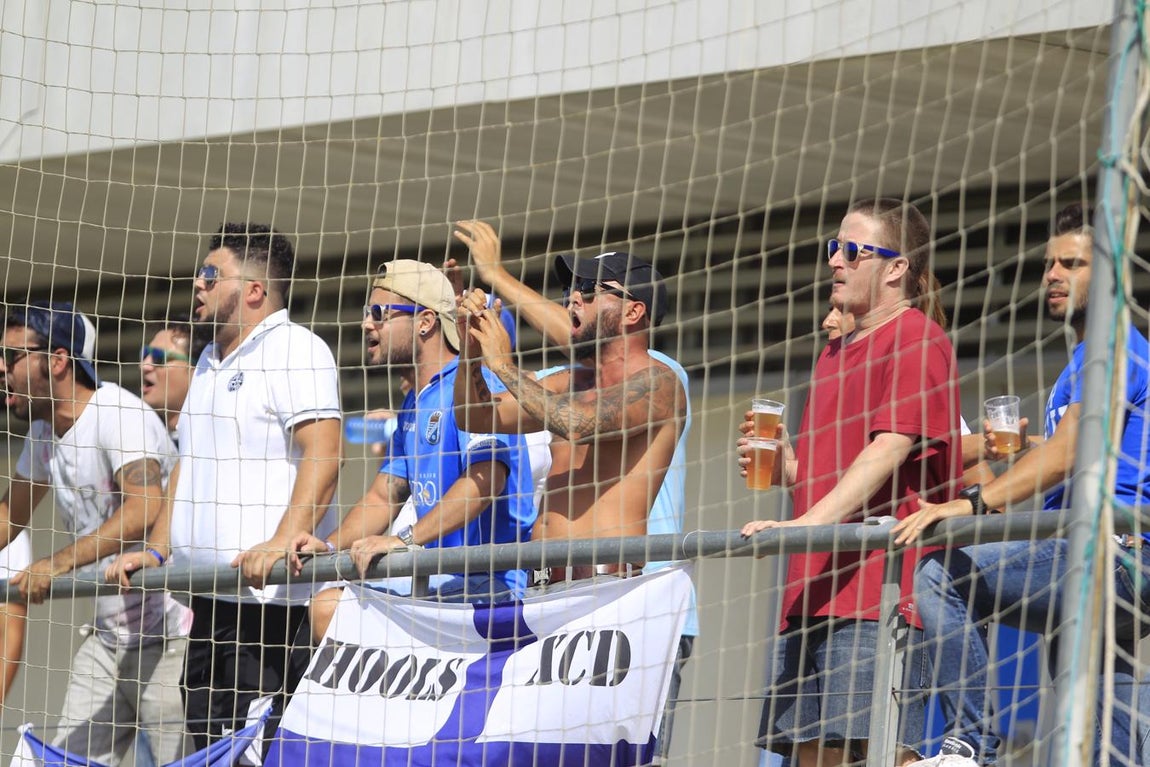 Las imágenes del Cádiz B - Xerez CD (1-0)