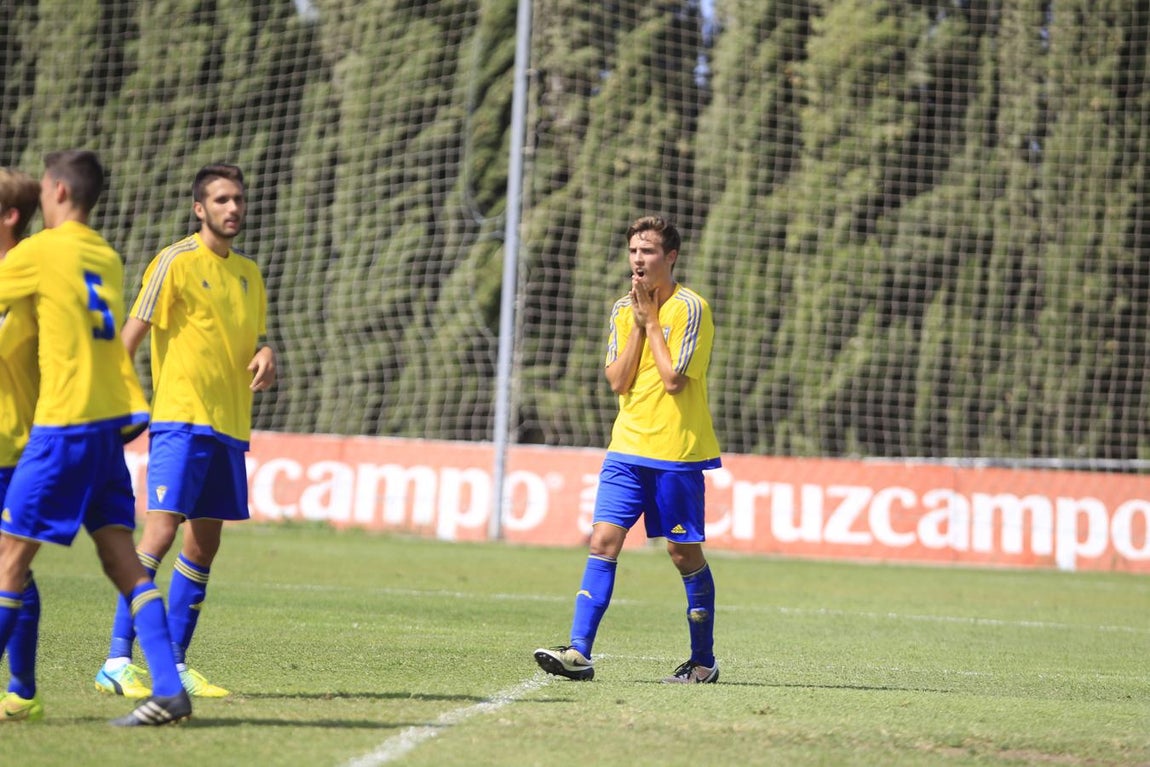 Las imágenes del Cádiz B - Xerez CD (1-0)
