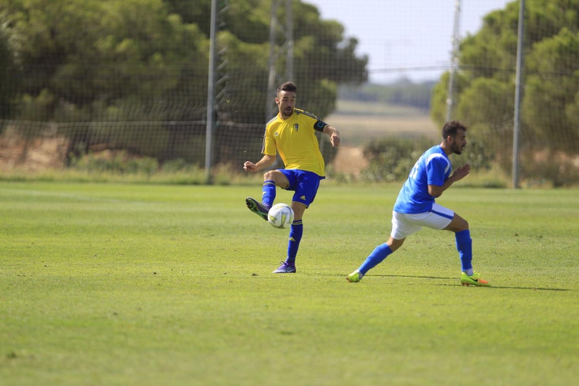 Las imágenes del Cádiz B - Xerez CD (1-0)