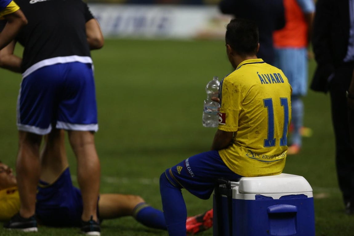 Fotos: El Cádiz se impone en los penaltis (3-2)