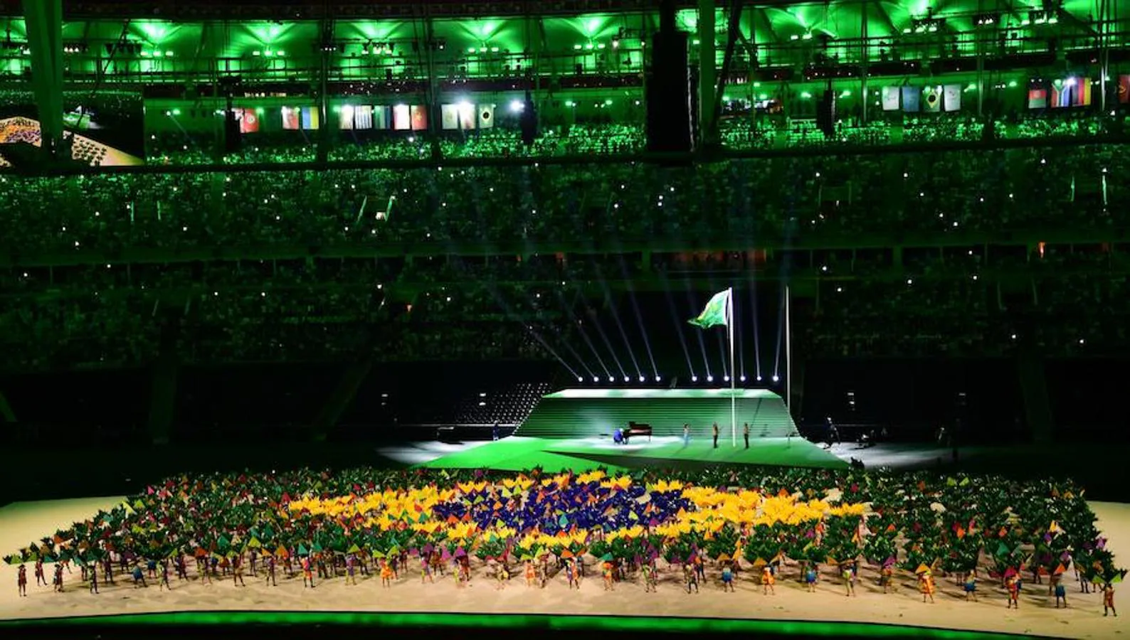 Rio de Janeiro, centro del deporte. De nuevo la ciudad es el centro del deporte mundial. En esta ocasión, paralímpicos de todos los lugares se enfrentarán en una competición, que si bien no capta tanta atención, deja unas historias impresionantes y unas imágenes tanto o más espectaculares que las de sus homólogos olímpicos