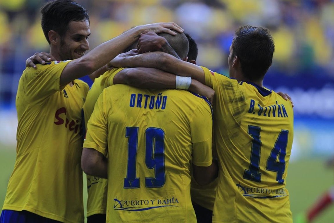 Las imágenes del Cádiz 3 -0 Getafe (II)