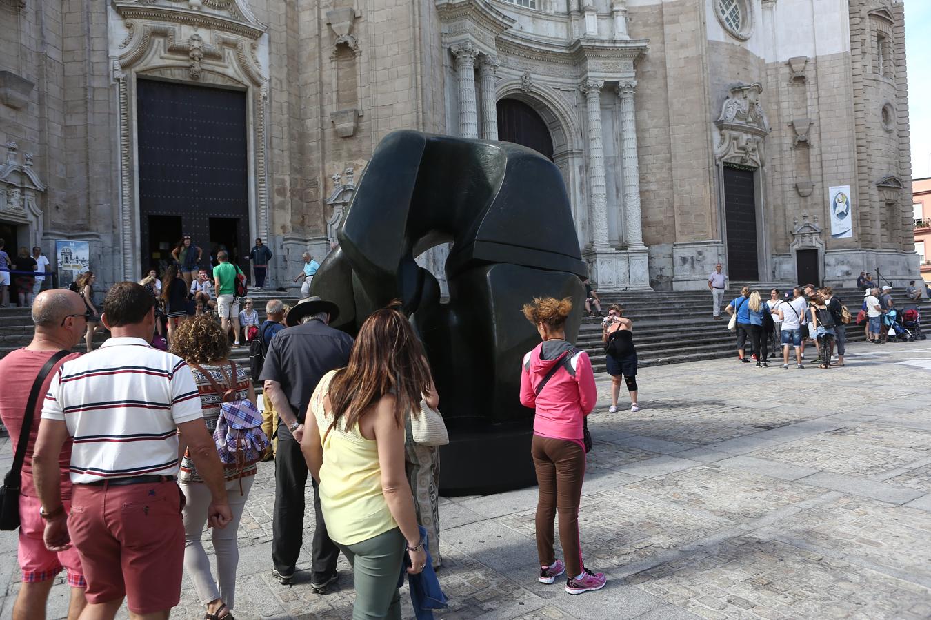 Fotos: Exposición con seis bronces monumentales del escultor Henry Moore