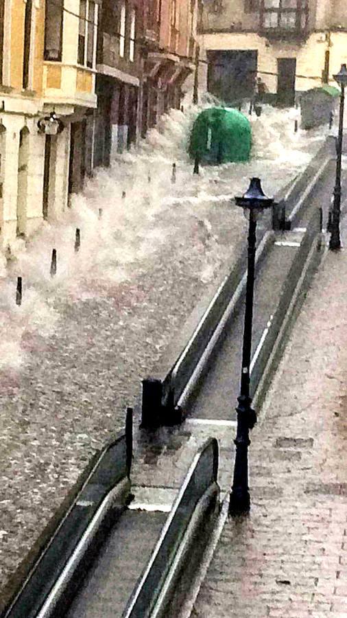 Barcelona. El temporal se hizo fuerte en Cataluña, donde se llegaron a contar 13.000 rayos durante la madrugada de ayer. Con vientos que superaron los 120 km/h, la comunidad catalana fue la más castigada por el descenso brutal de las temperaturas