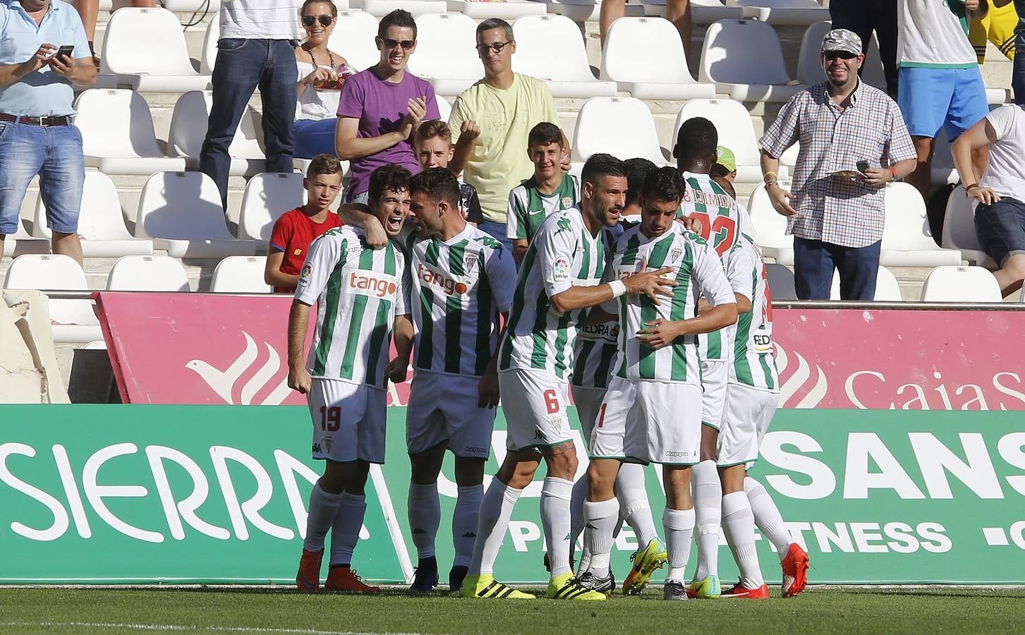 El Córdoba-Levante, en imágenes