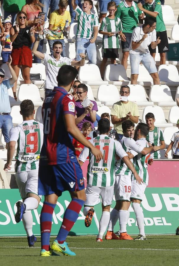 El Córdoba-Levante, en imágenes