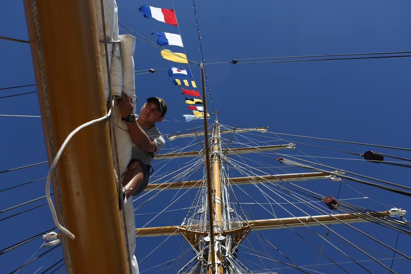 La fragata Libertad visita Cádiz