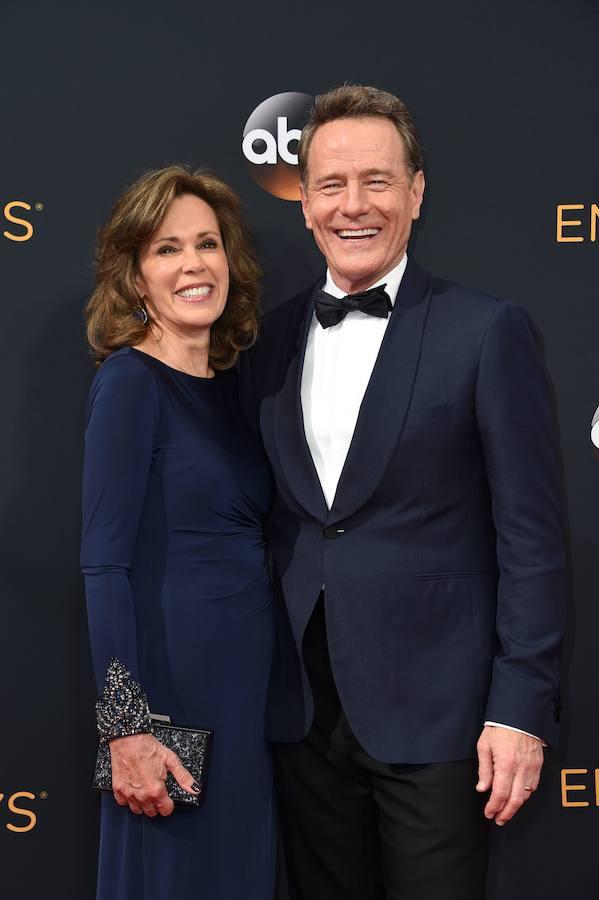 El actor Robin Dearden y Bryan Cranston. 