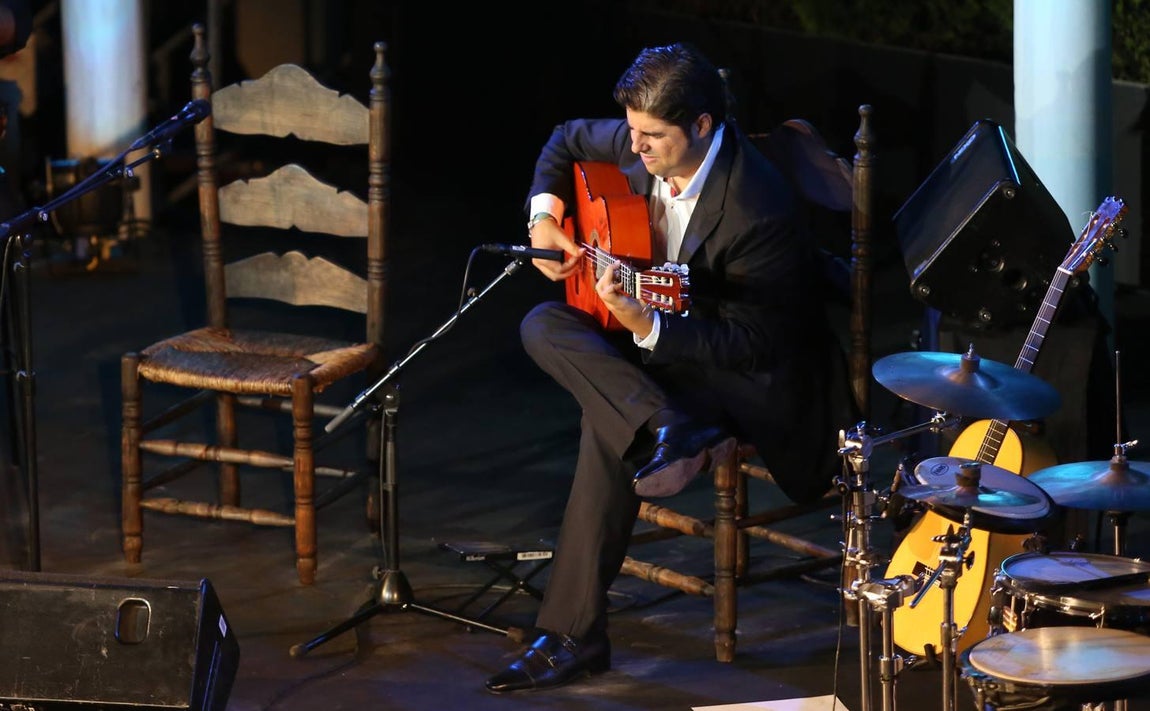 Manuel Valencia presenta su primer trabajo discográfico en la Bienal