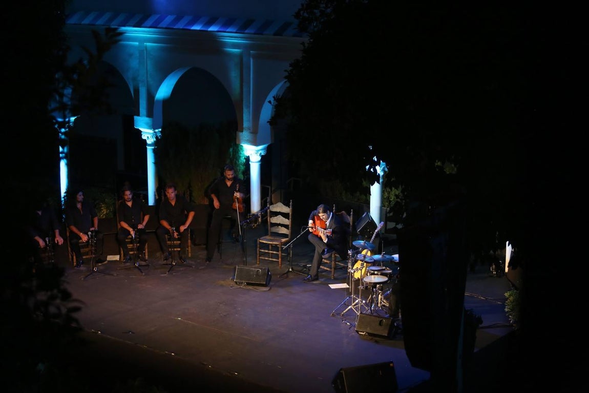 Manuel Valencia presenta su primer trabajo discográfico en la Bienal