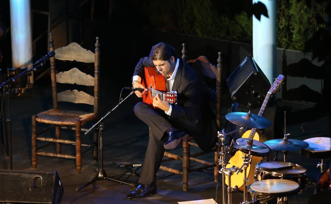 Manuel Valencia presenta su primer trabajo discográfico en la Bienal