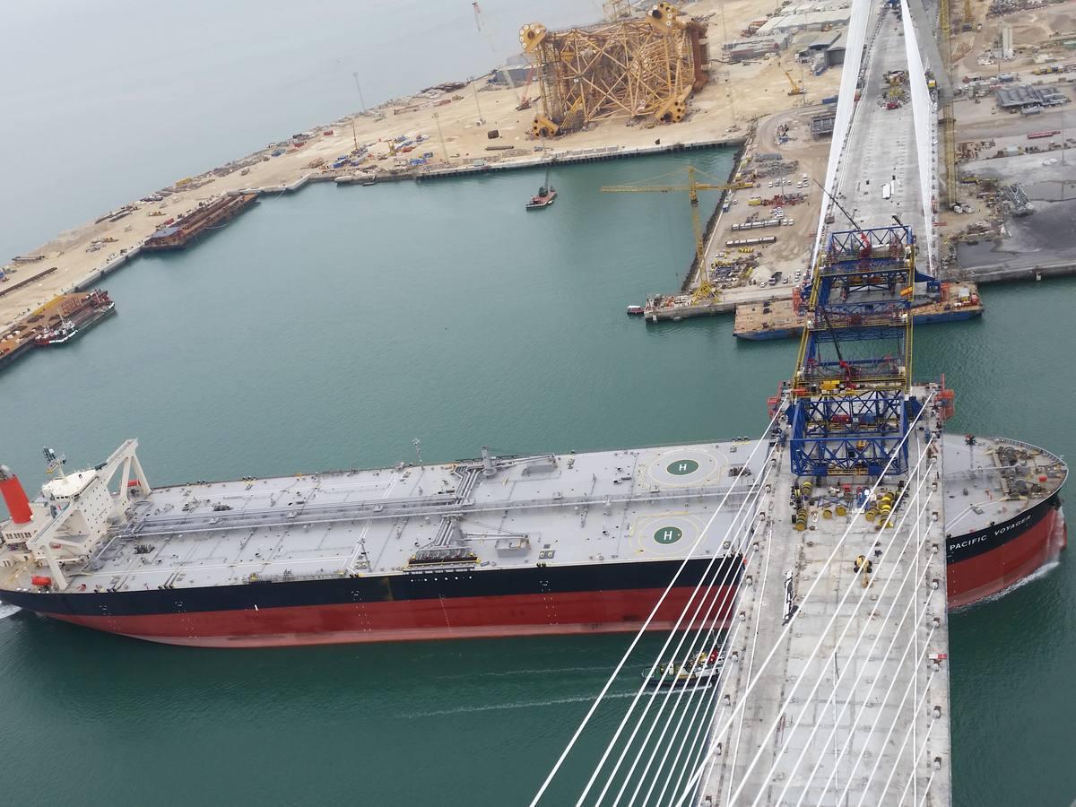 Vistas de las obras del Segundo Puente desde la grúa de la pila 12