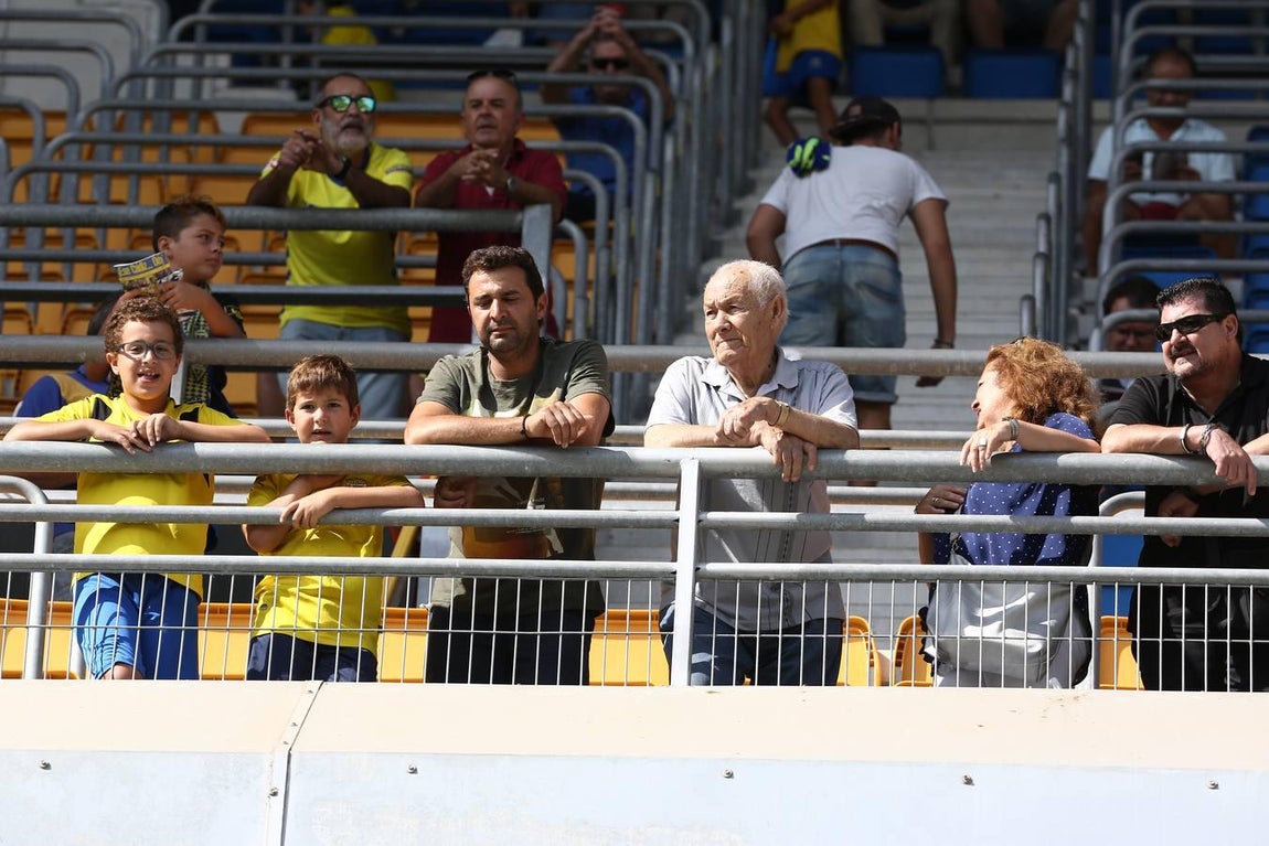 FOTOS: Búscate en el partido del Cádiz CF vs Oviedo