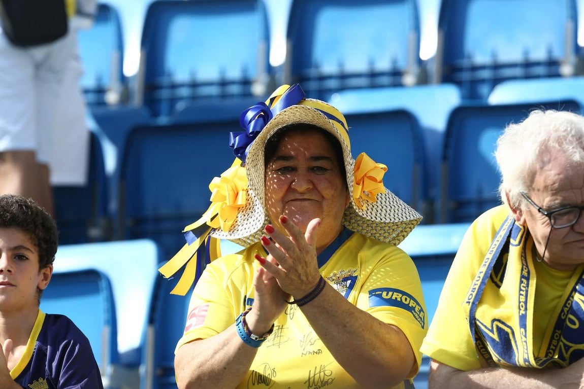 FOTOS: Búscate en el partido del Cádiz CF vs Oviedo