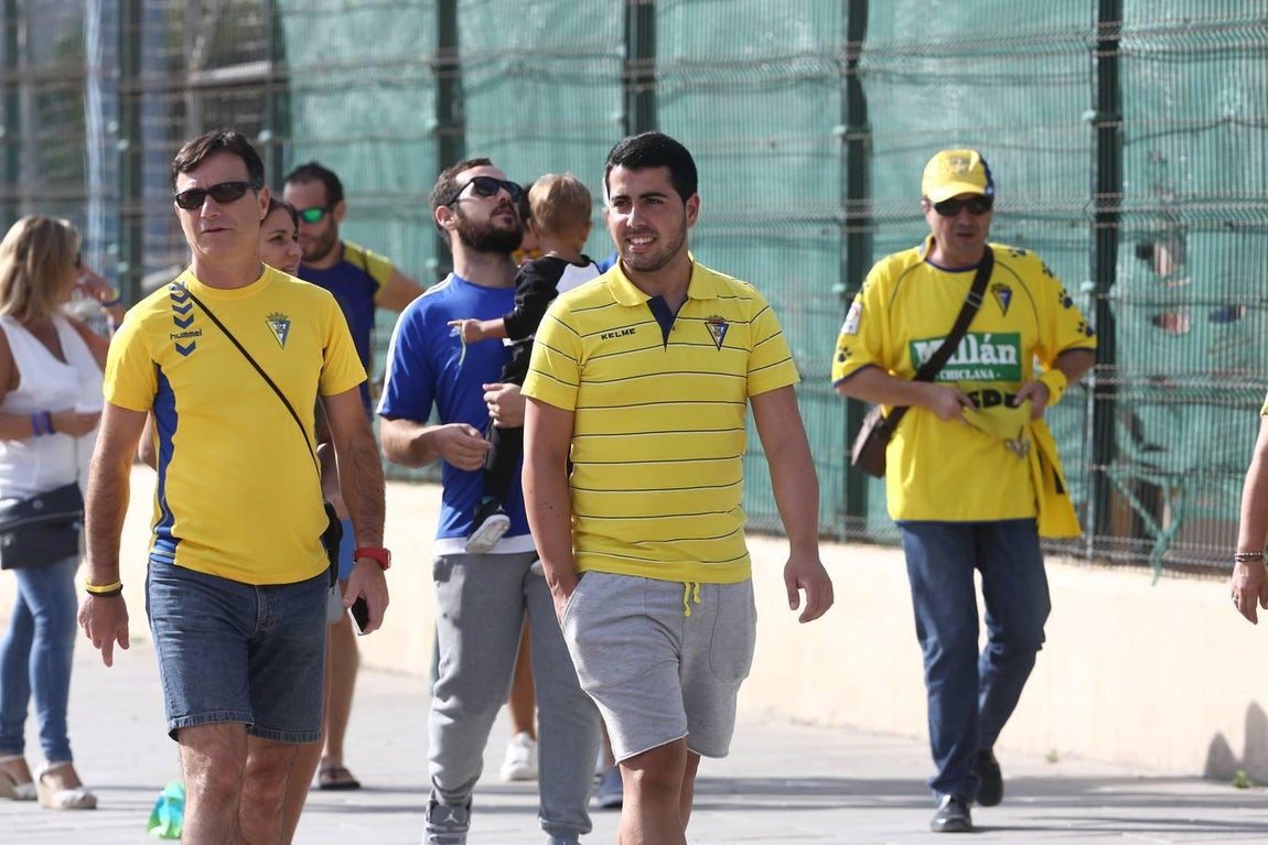 FOTOS: Búscate en el partido del Cádiz CF vs Oviedo