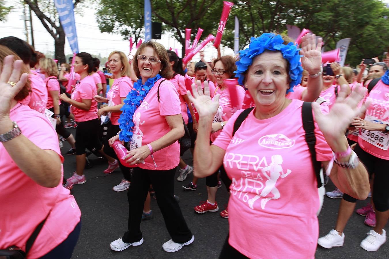 Doce mil corredoras baten récord de participación en la prueba sevillana