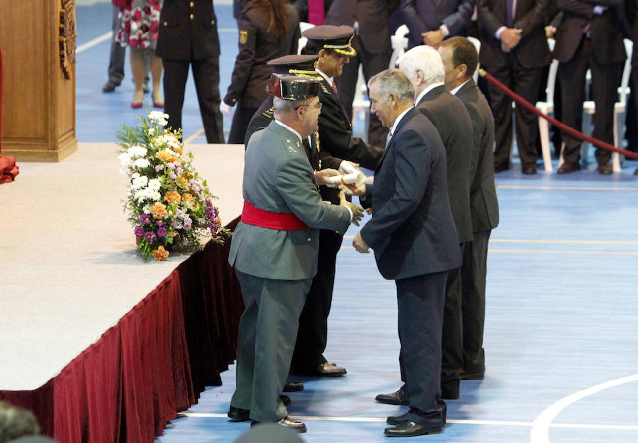 Acto institucional del día de la Policía