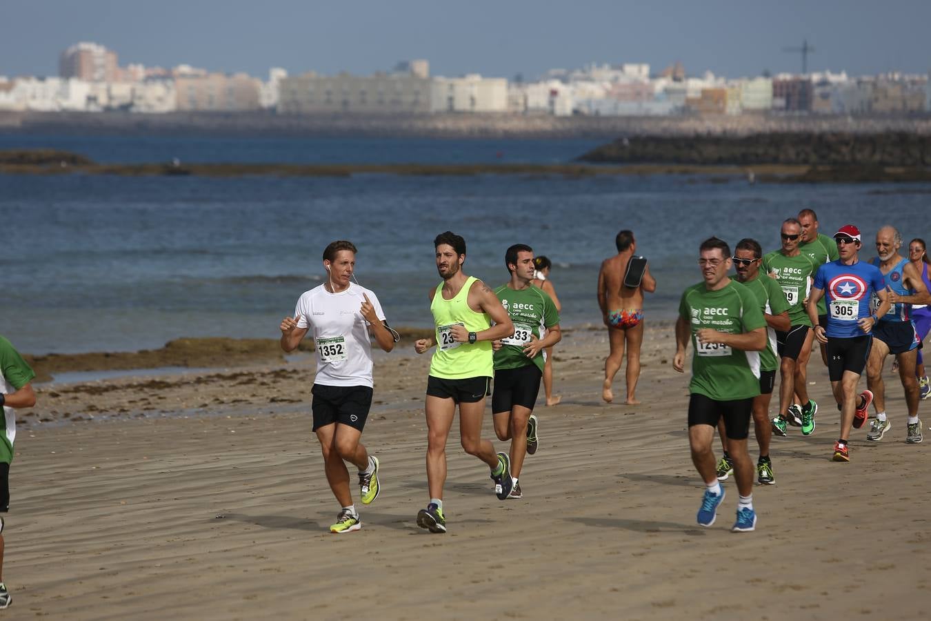 Carrera contra el Cáncer celebrada en Cádiz