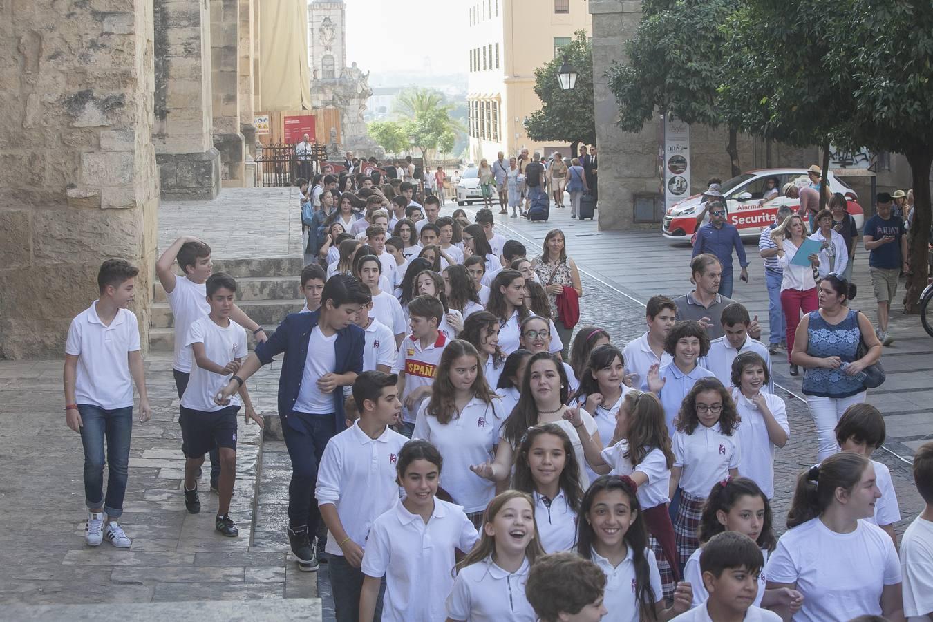 La apertura del curso de los colegios de la Fundación Santos Mártires, en imágenes