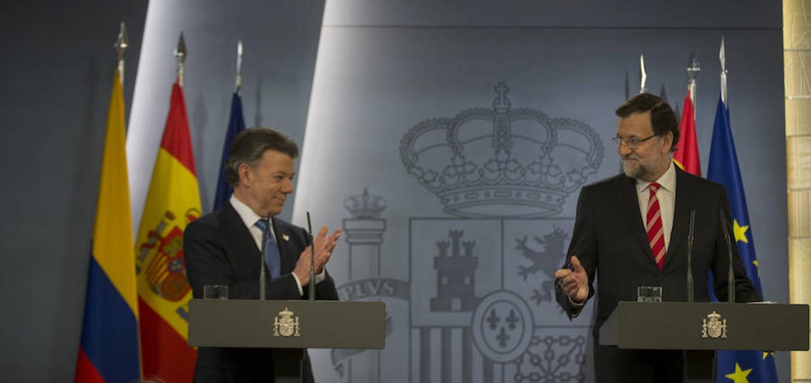 Juan Manuel Santos, Premio Nobel de la Paz 2016, en imágenes. España ha dado un importante apoyo al proceso de paz en Colombia, lo que es una muestra más de la buena relación entre Rajoy y Santos
