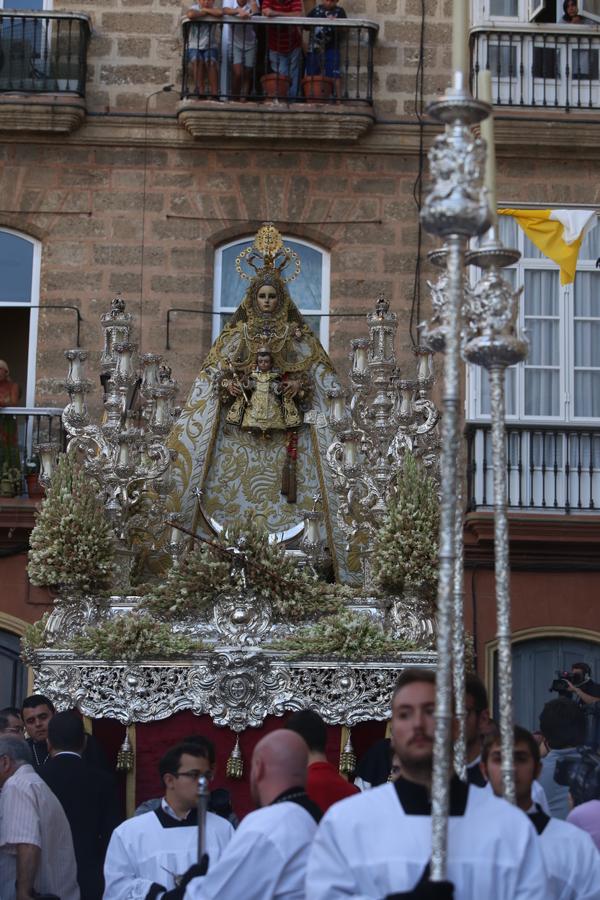 Cádiz celebra la Virgen del Rosario