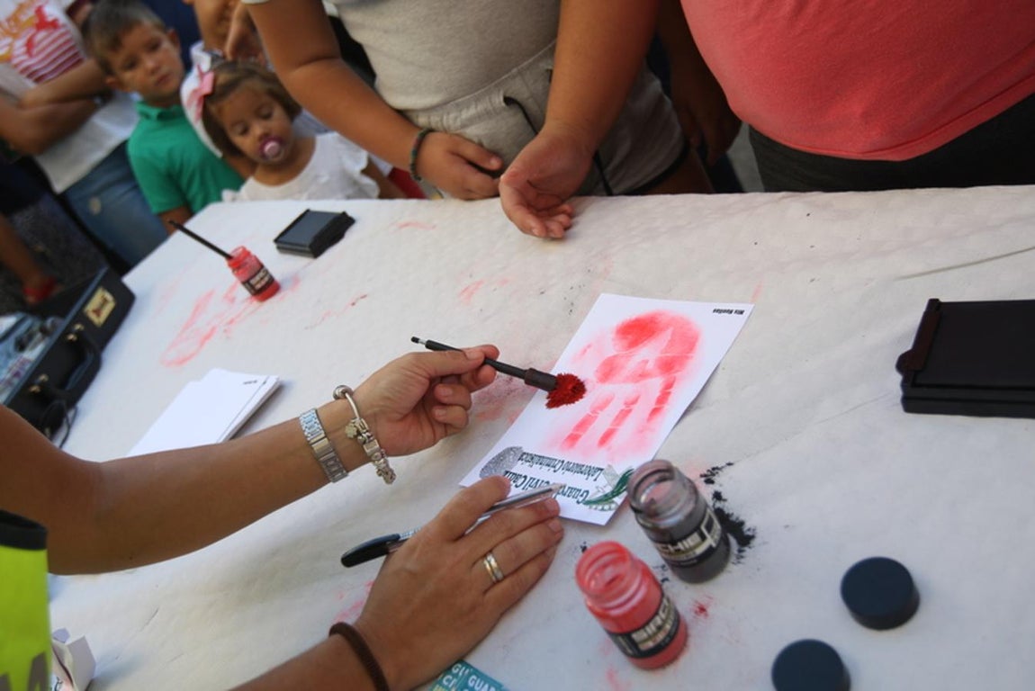 Jornada de puertas abiertas en la Guardia Civil de Cádiz