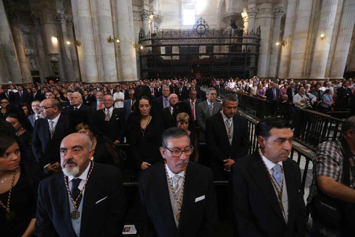 Solemne Función Pontifical en la Catedral