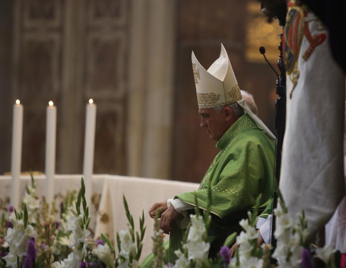 Solemne Función Pontifical en la Catedral