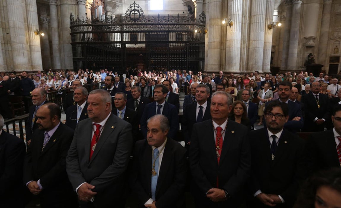 Solemne Función Pontifical en la Catedral