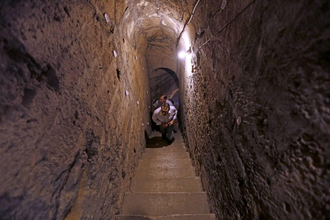 Las entrañas de la Torre de la Malmuerta, en imágenes