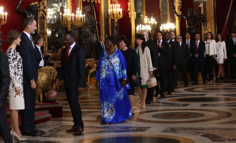 Representantes diplomáticos han acudido también a la recepción real con motivo del Día de la Fiesta Nacional. 