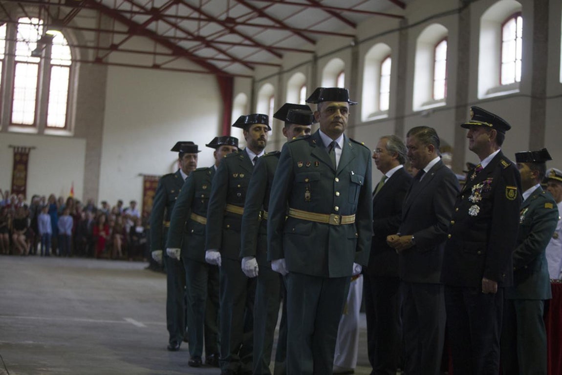 Celebración de la festividad del Pilar de la Guardia Civil de Cádiz