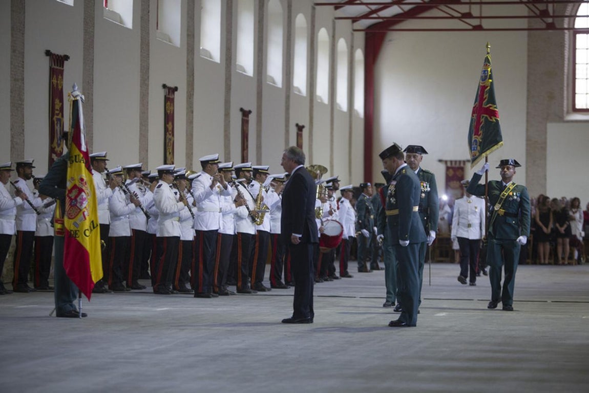 Celebración de la festividad del Pilar de la Guardia Civil de Cádiz
