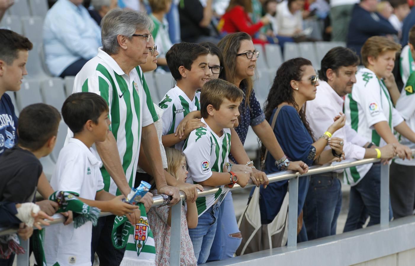 Las imágenes de la grada en el Córdoba CF-Sevilla Atlético